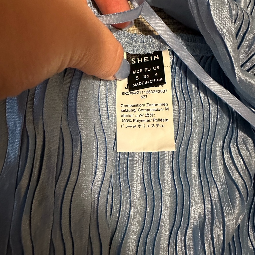 Blue front tie crop top - Picture 5 of 9